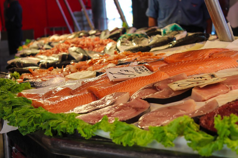 Comer pescado atenúa el deterioro cognitivo